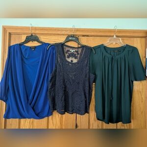 Women's Medium Tops